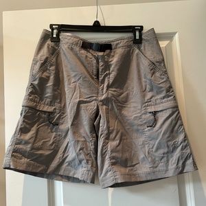 Mountain Hardwear Size 8 Cargo Belted Hiking Trail Gray Shorts Women's